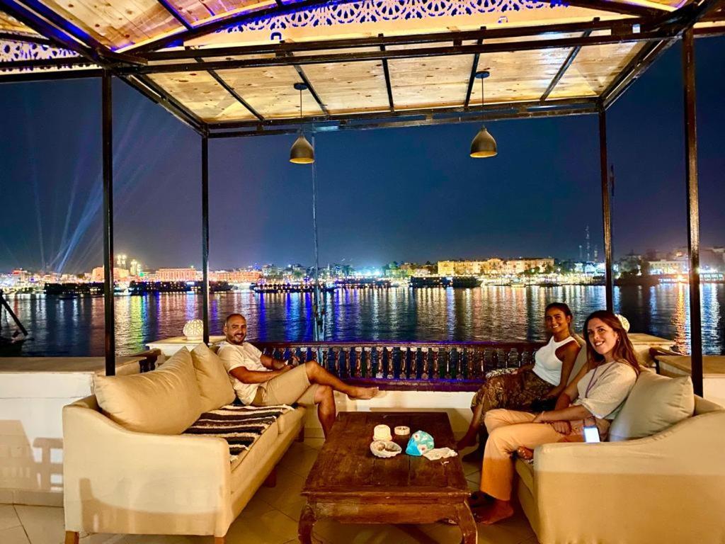 Nile Castle Apartment Luxor Exterior photo