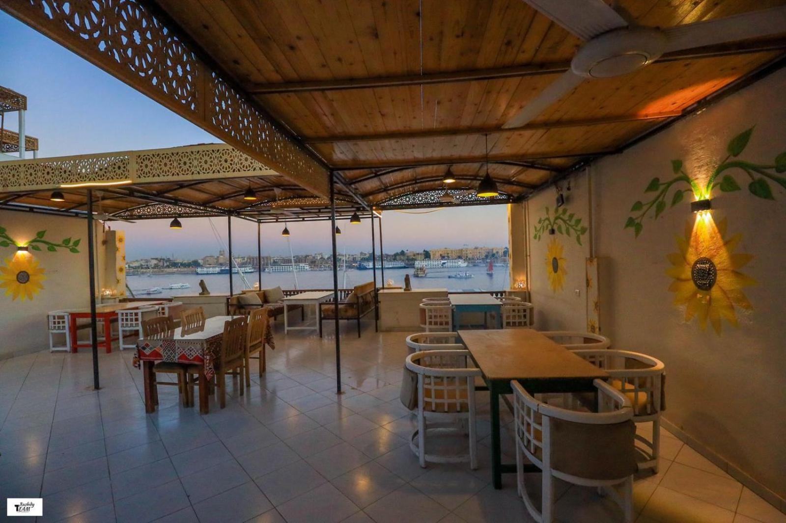 Nile Castle Apartment Luxor Exterior photo